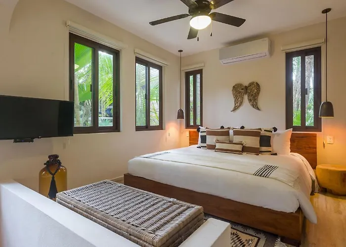 Soliman Bay Beachfront Pousada Tulum