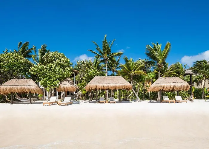 Soliman Bay Beachfront Pousada *